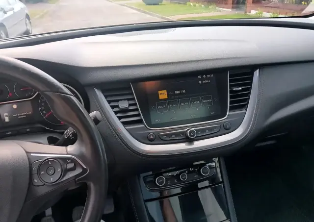 OPEL Grandland X 1.2 Start/Stop Business INNOVATION