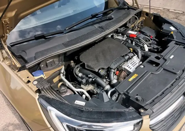 OPEL Grandland X 1.2 Start/Stop Business INNOVATION