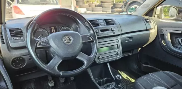 SKODA Fabia 