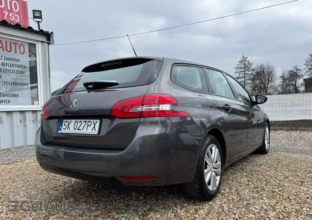 PEUGEOT 308 