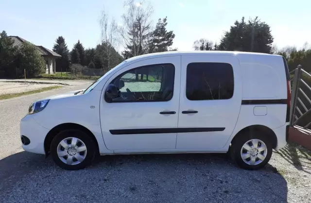 RENAULT Kangoo 