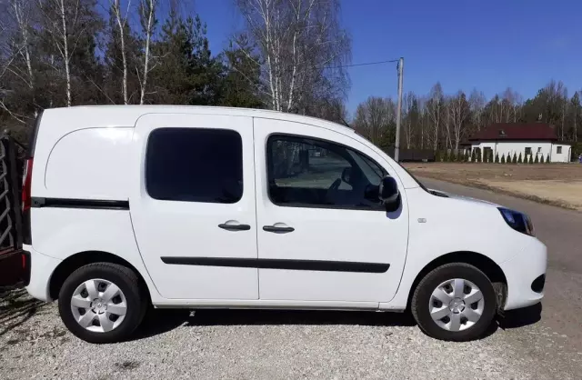 RENAULT Kangoo 