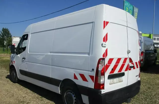 RENAULT Master 
