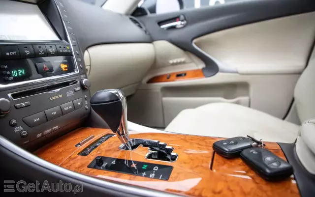 LEXUS IS 250 Prestige