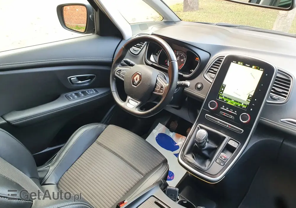 RENAULT Scenic ENERGY TCe 140 INTENS
