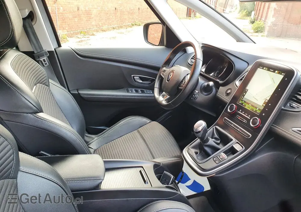RENAULT Scenic ENERGY TCe 140 INTENS