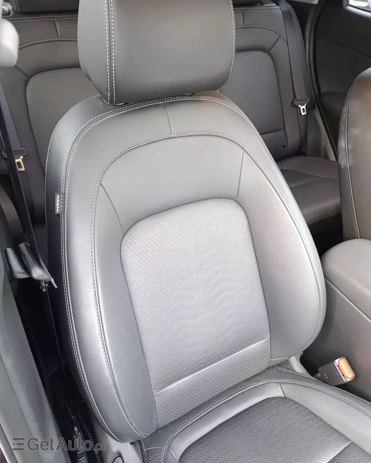 HYUNDAI Kona 1.6 T-GDI DCT 4WD Premium