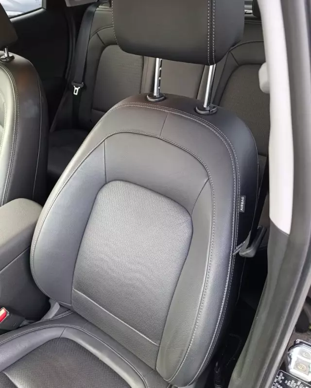 HYUNDAI Kona 1.6 T-GDI DCT 4WD Premium