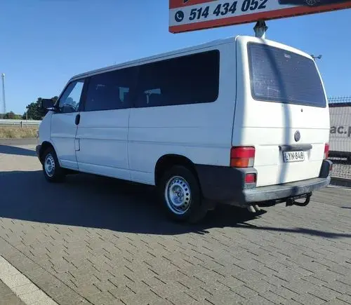 VOLKSWAGEN TRANSPORTER 