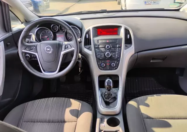 OPEL Astra 1.4 Turbo Exklusiv