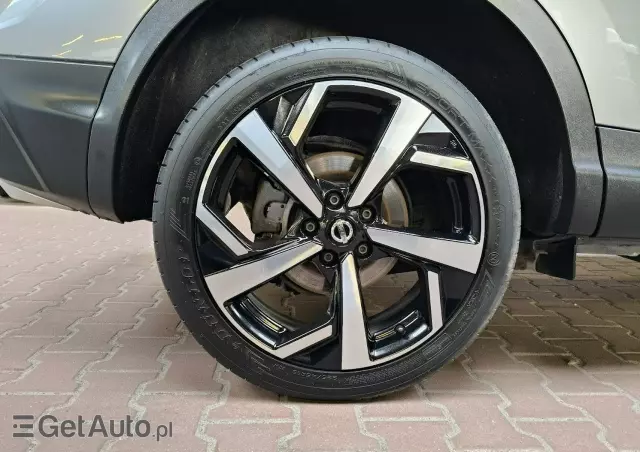 NISSAN Qashqai 1.6 DIG-T Tekna