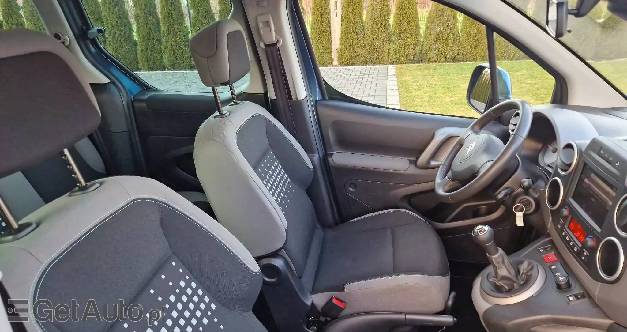 CITROËN Berlingo Multispace BlueHDi 100 S&S SELECTION