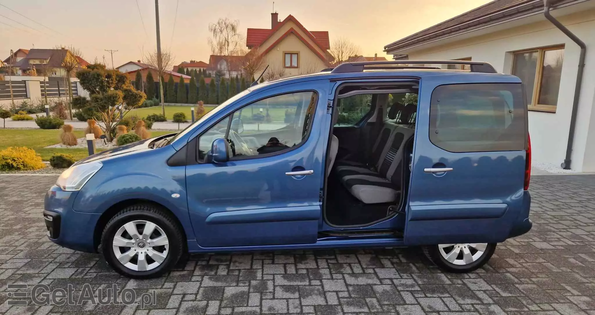 CITROËN Berlingo Multispace BlueHDi 100 S&S SELECTION
