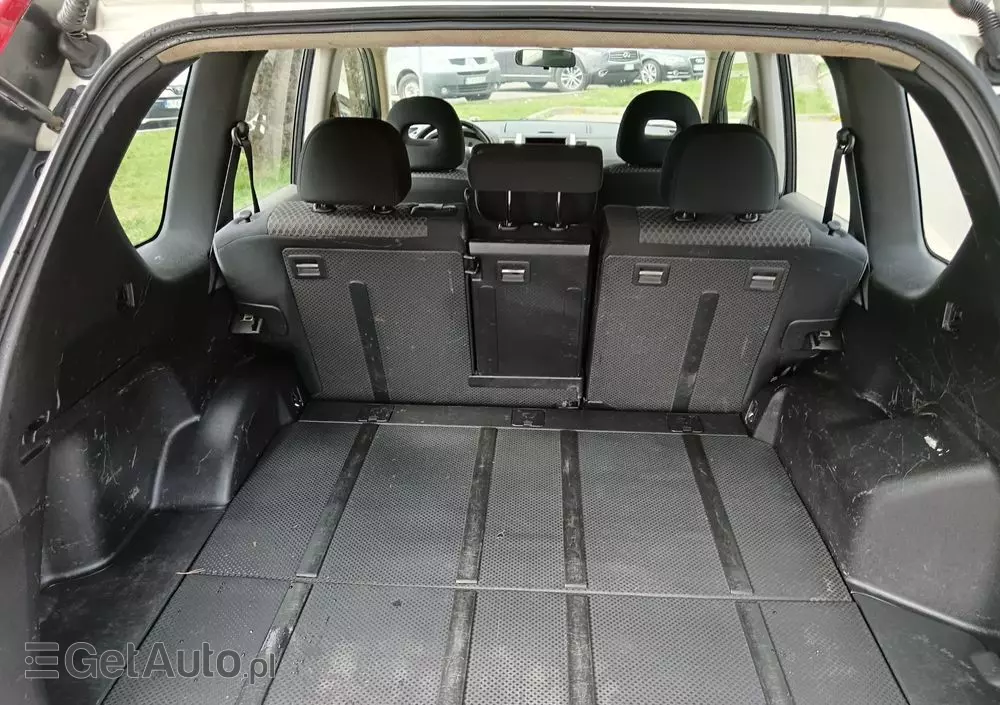 NISSAN X-Trail 2.0 dCi 4x4 DPF Platinum