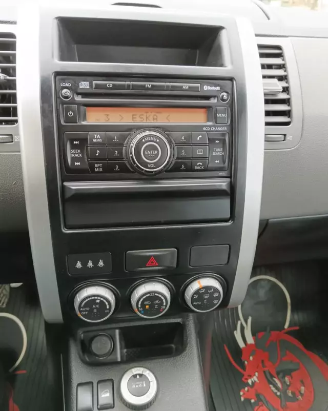 NISSAN X-Trail 2.0 dCi 4x4 DPF Platinum