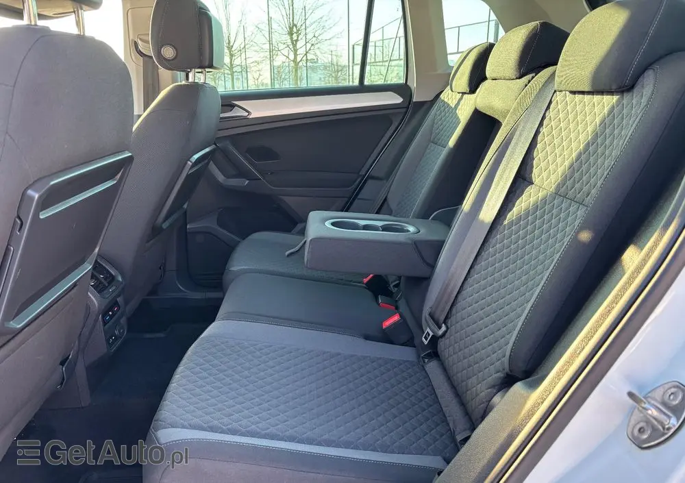 VOLKSWAGEN Tiguan 2.0 TDI SCR (BlueMotion Technology) DSG Comfortline