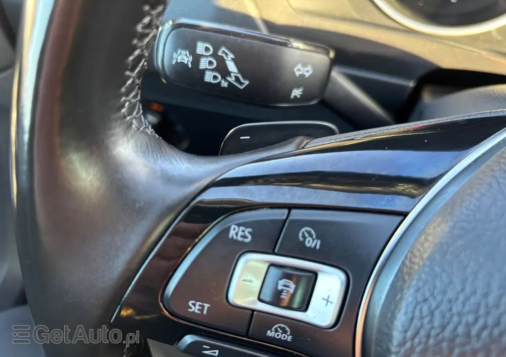 VOLKSWAGEN Tiguan 2.0 TDI SCR (BlueMotion Technology) DSG Comfortline