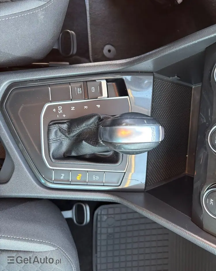 VOLKSWAGEN Tiguan 2.0 TDI SCR (BlueMotion Technology) DSG Comfortline