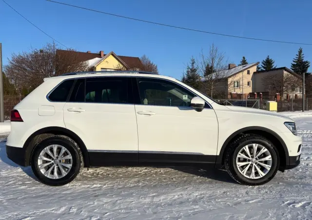 VOLKSWAGEN Tiguan 2.0 TDI SCR (BlueMotion Technology) DSG Comfortline
