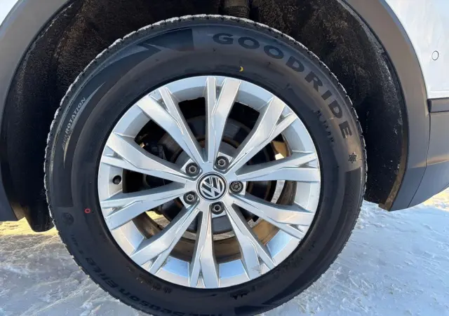 VOLKSWAGEN Tiguan 2.0 TDI SCR (BlueMotion Technology) DSG Comfortline