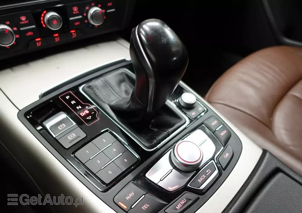 AUDI A6 Avant 2.0 TDI Ultra S tronic