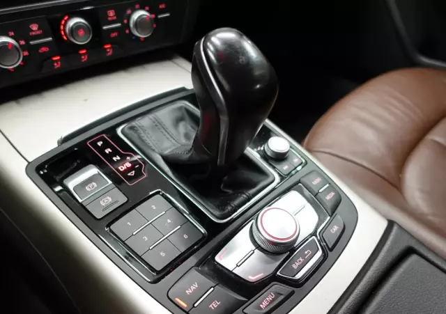 AUDI A6 Avant 2.0 TDI Ultra S tronic