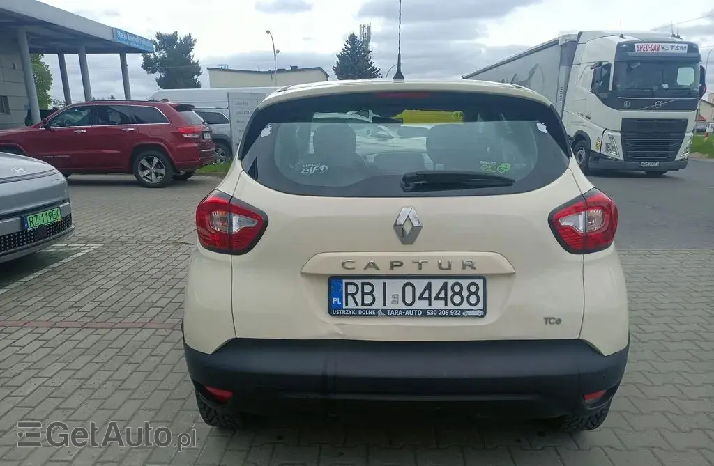 RENAULT Captur 