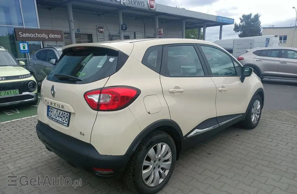 RENAULT Captur 