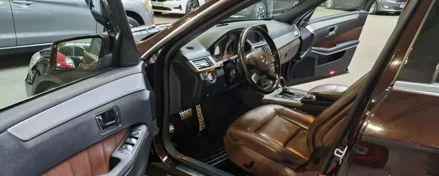 MERCEDES-BENZ Klasa E 