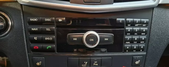 MERCEDES-BENZ Klasa E 