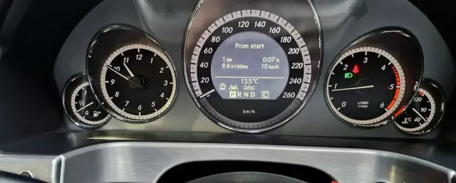 MERCEDES-BENZ Klasa E 