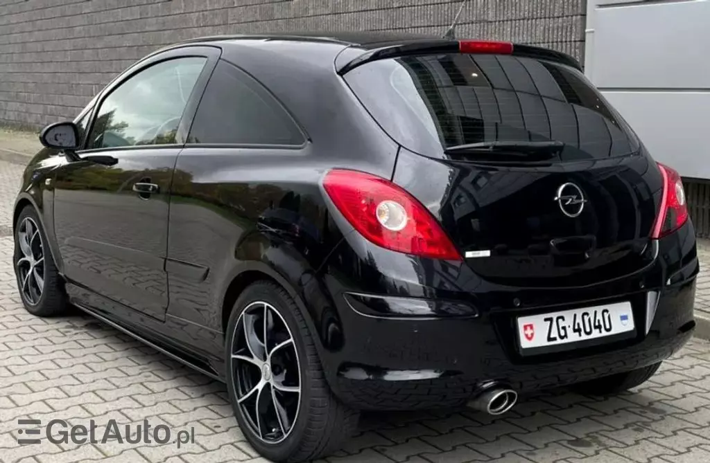 OPEL Corsa 