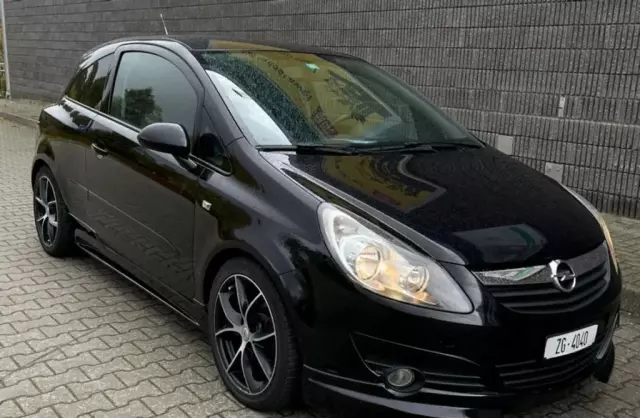 OPEL Corsa 