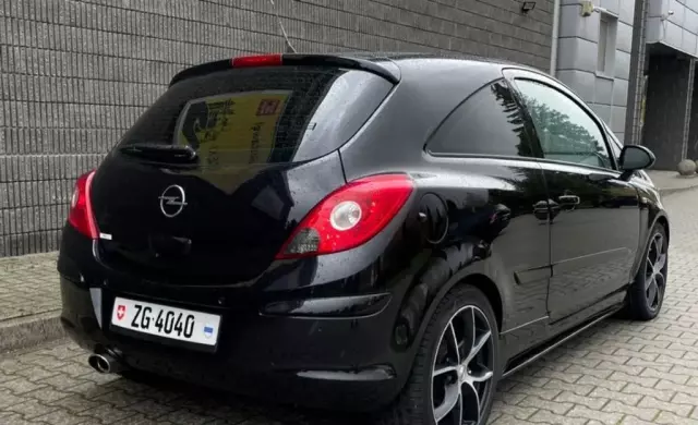 OPEL Corsa 