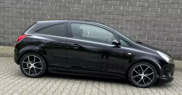 OPEL Corsa 