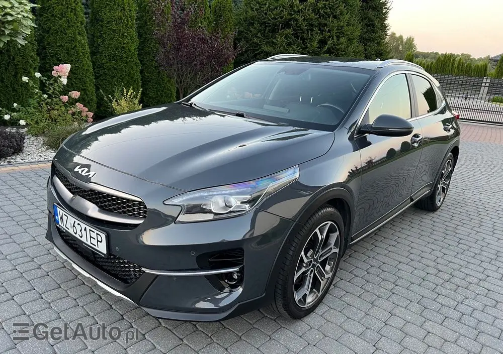 KIA XCeed 1.5 T-GDI L Business Line DCT