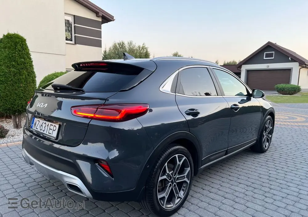 KIA XCeed 1.5 T-GDI L Business Line DCT