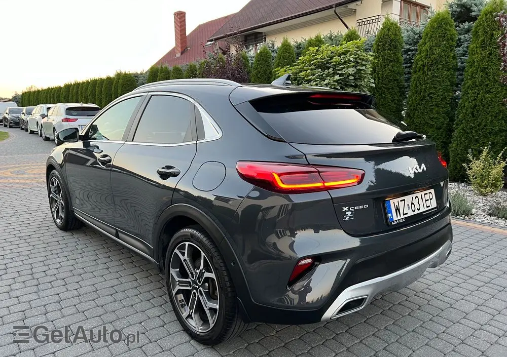 KIA XCeed 1.5 T-GDI L Business Line DCT