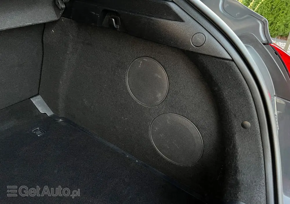 KIA XCeed 1.5 T-GDI L Business Line DCT