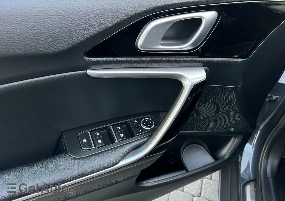 KIA XCeed 1.5 T-GDI L Business Line DCT