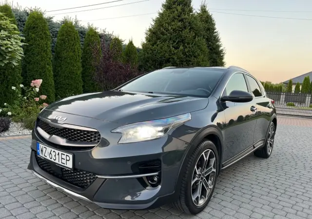 KIA XCeed 1.5 T-GDI L Business Line DCT