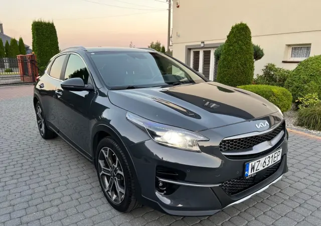 KIA XCeed 1.5 T-GDI L Business Line DCT