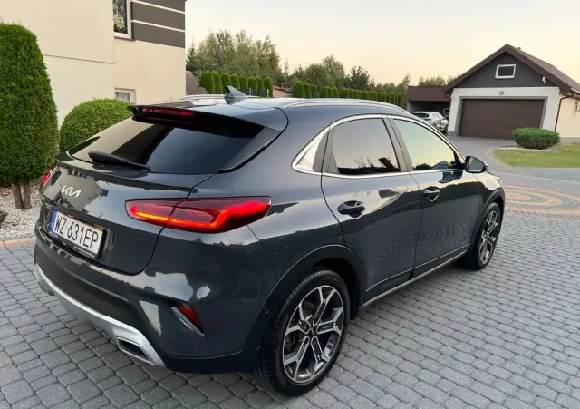 KIA XCeed 1.5 T-GDI L Business Line DCT
