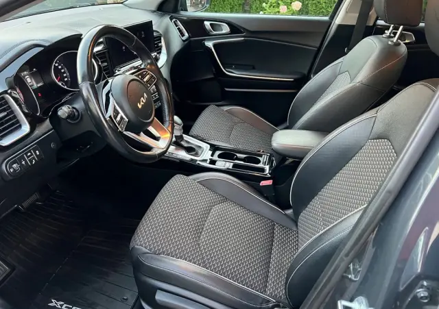 KIA XCeed 1.5 T-GDI L Business Line DCT