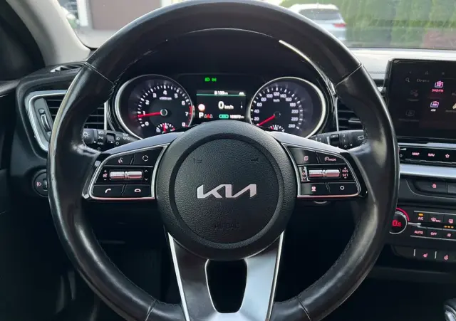 KIA XCeed 1.5 T-GDI L Business Line DCT