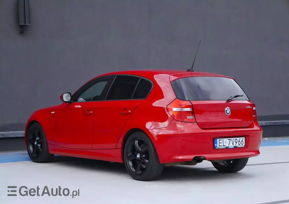 BMW Seria 1 118d DPF Edition Sport