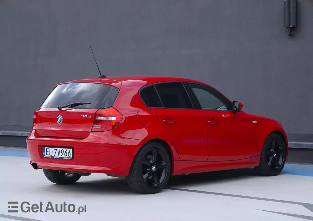 BMW Seria 1 118d DPF Edition Sport