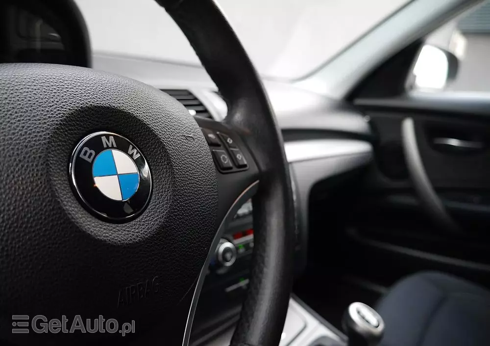 BMW Seria 1 118d DPF Edition Sport