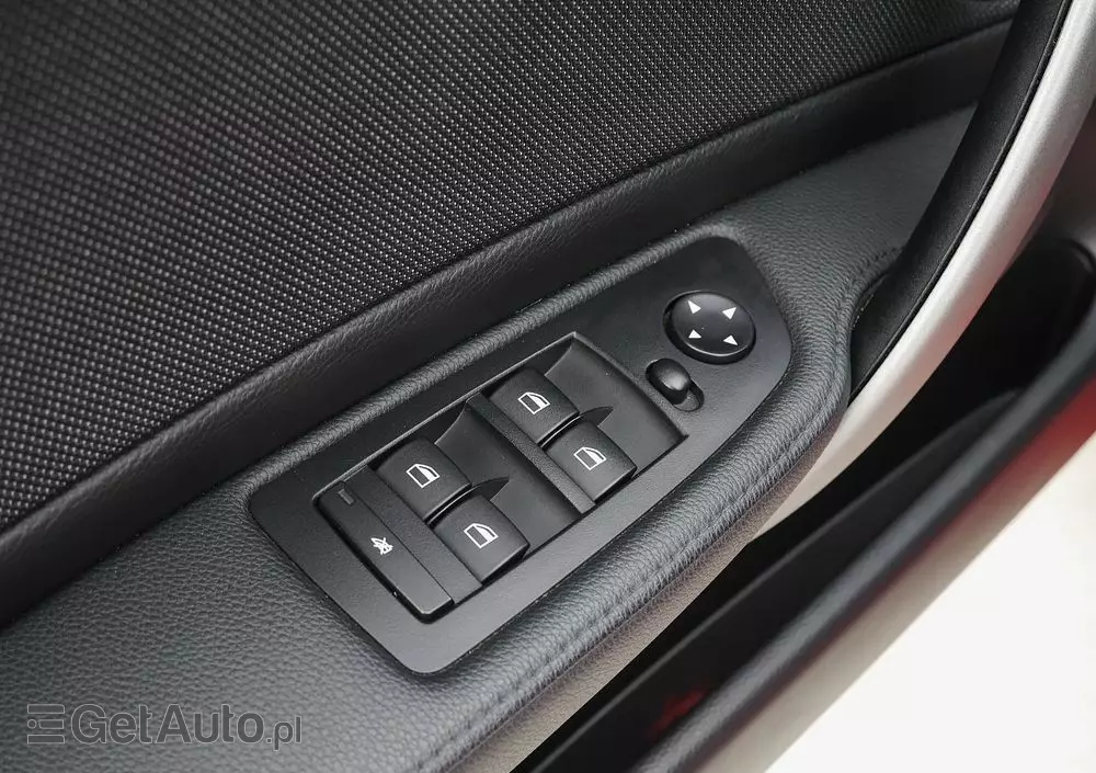 BMW Seria 1 118d DPF Edition Sport