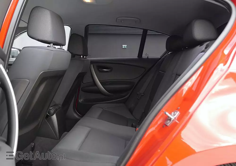 BMW Seria 1 118d DPF Edition Sport